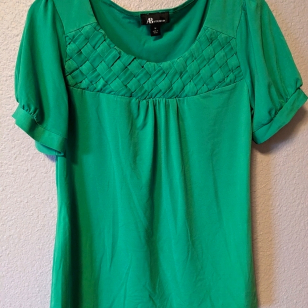💕SALE💕 AB Studio Green Short Sleeve Top Sz. M - Picture 4 of 8